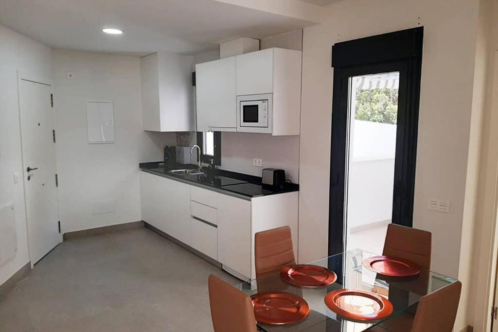 New Apartment In The Center-Terrace & Free Parking Málaga Exteriör bild